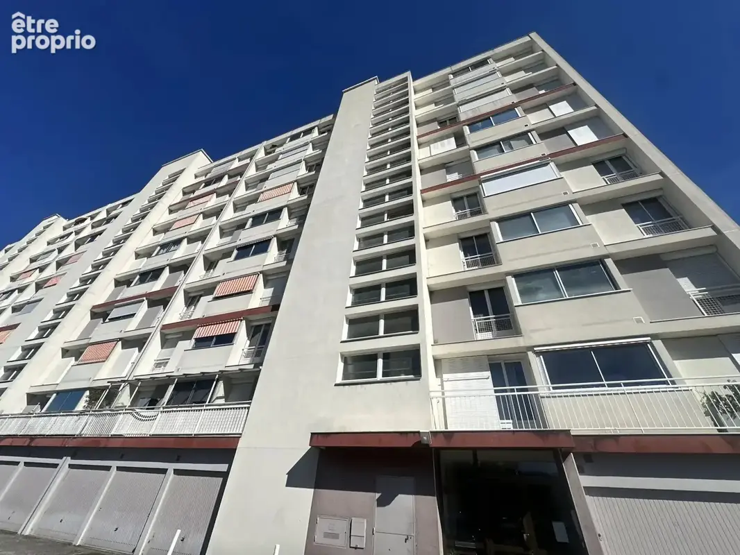 Saint-martin-d’hères – t4 traversant, lumineux et vue dégagée - photo 15