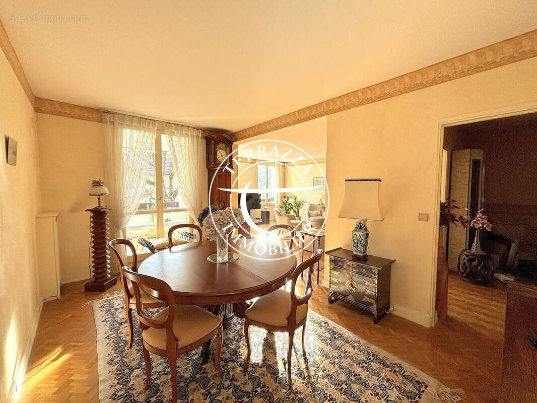 Appartement à LOUVECIENNES