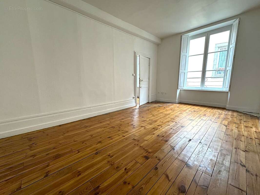 Immeuble 550 m² / 9 lots - photo 8