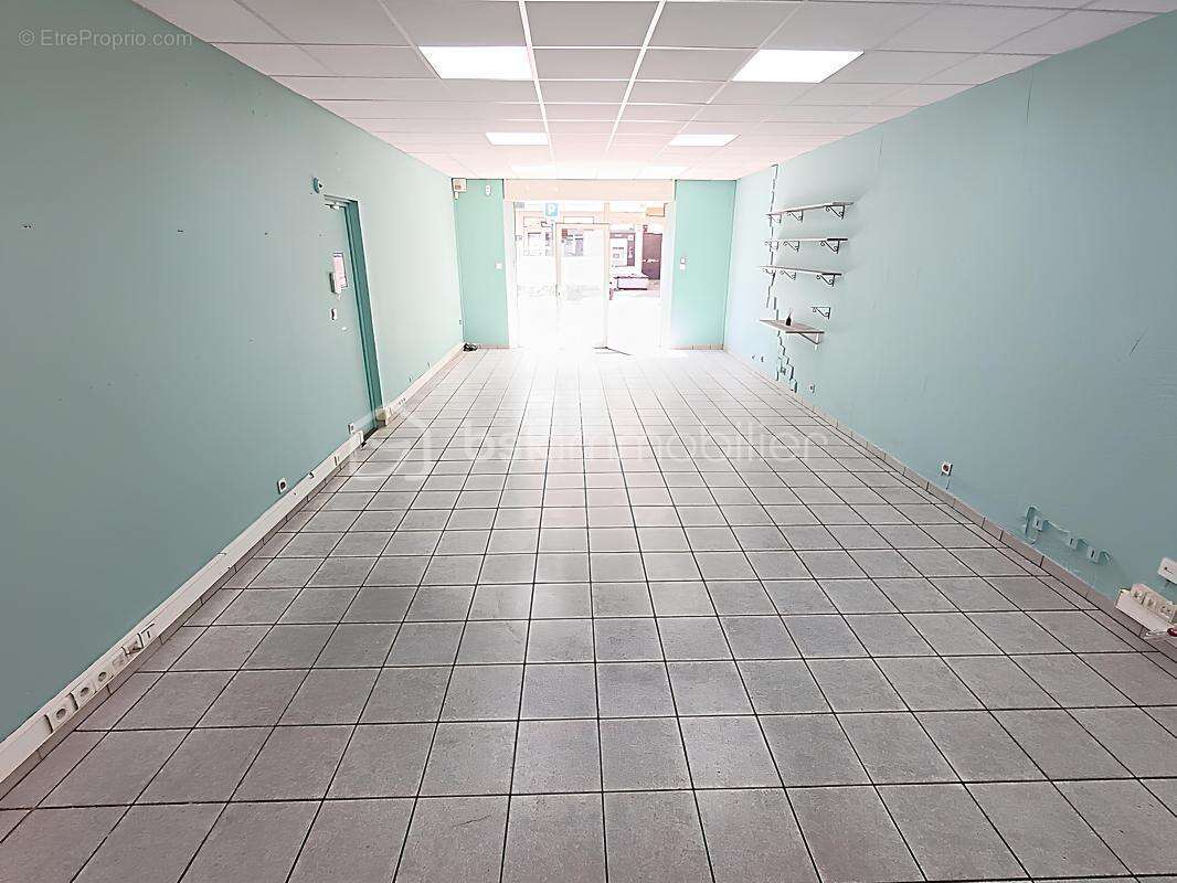 Commerce à LA SEYNE-SUR-MER