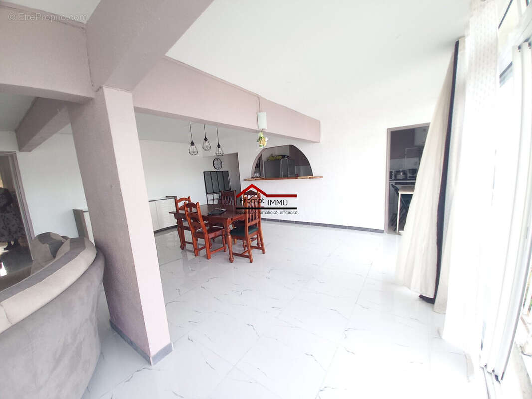 Appartement à FORT-DE-FRANCE