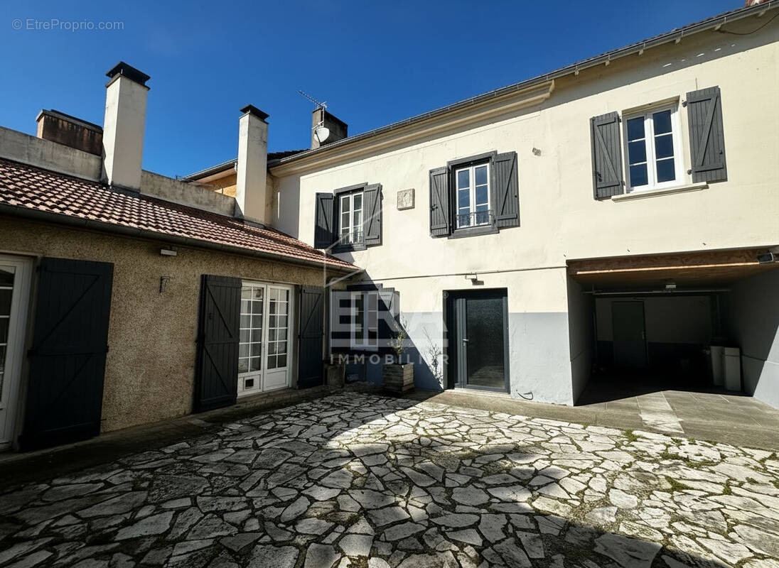 Maison à TARBES
