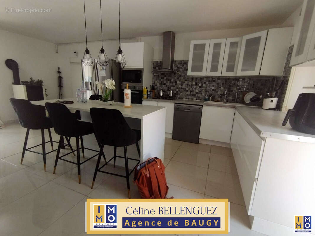 Maison à BENGY-SUR-CRAON