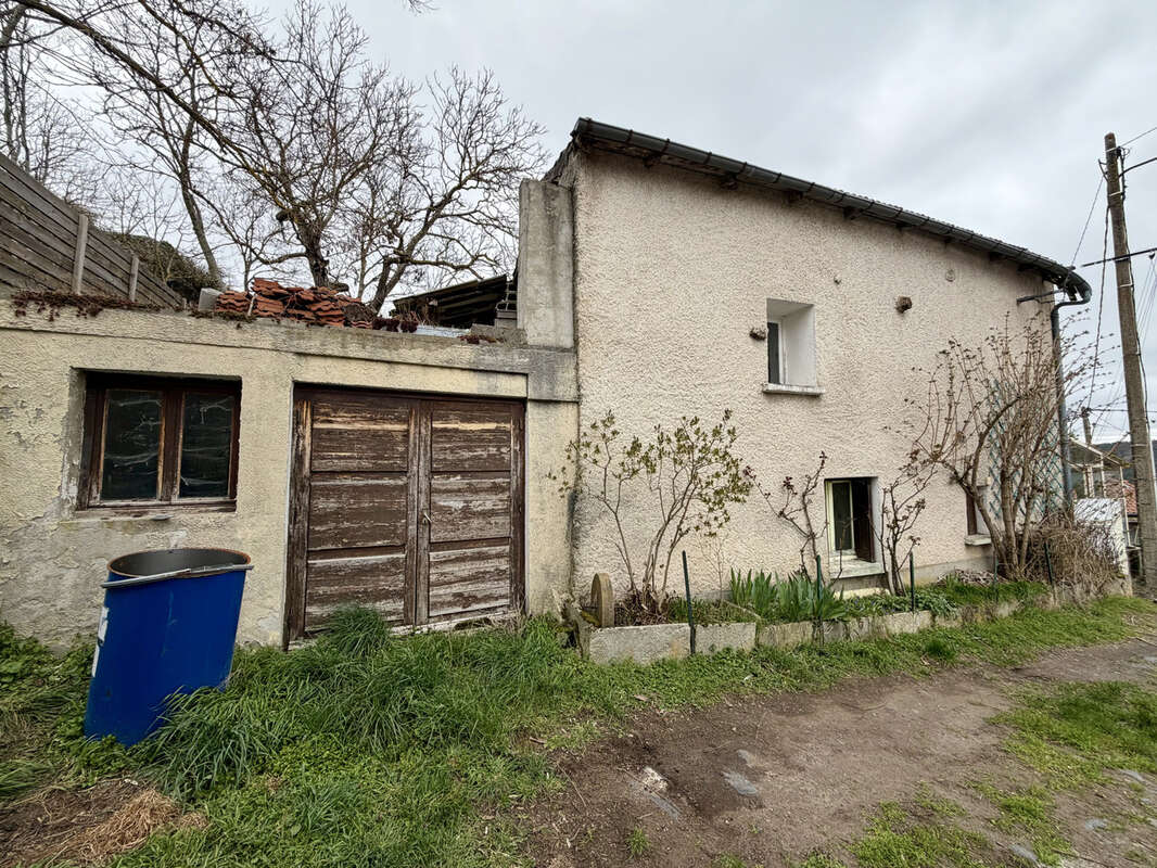 Maison à SAINT-GERMAIN-LAPRADE