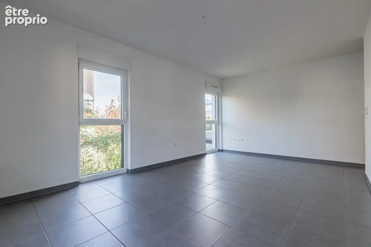Souffelweyersheim - Superbe 2 pièces 53m2 - terrasse 21m2 - parking couvert - photo 3