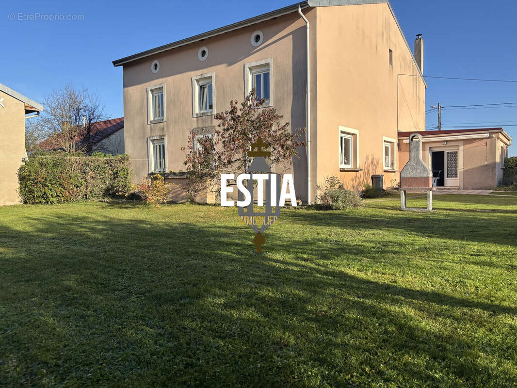 Maison 146 m² à Thiebaumenil  - photo 9