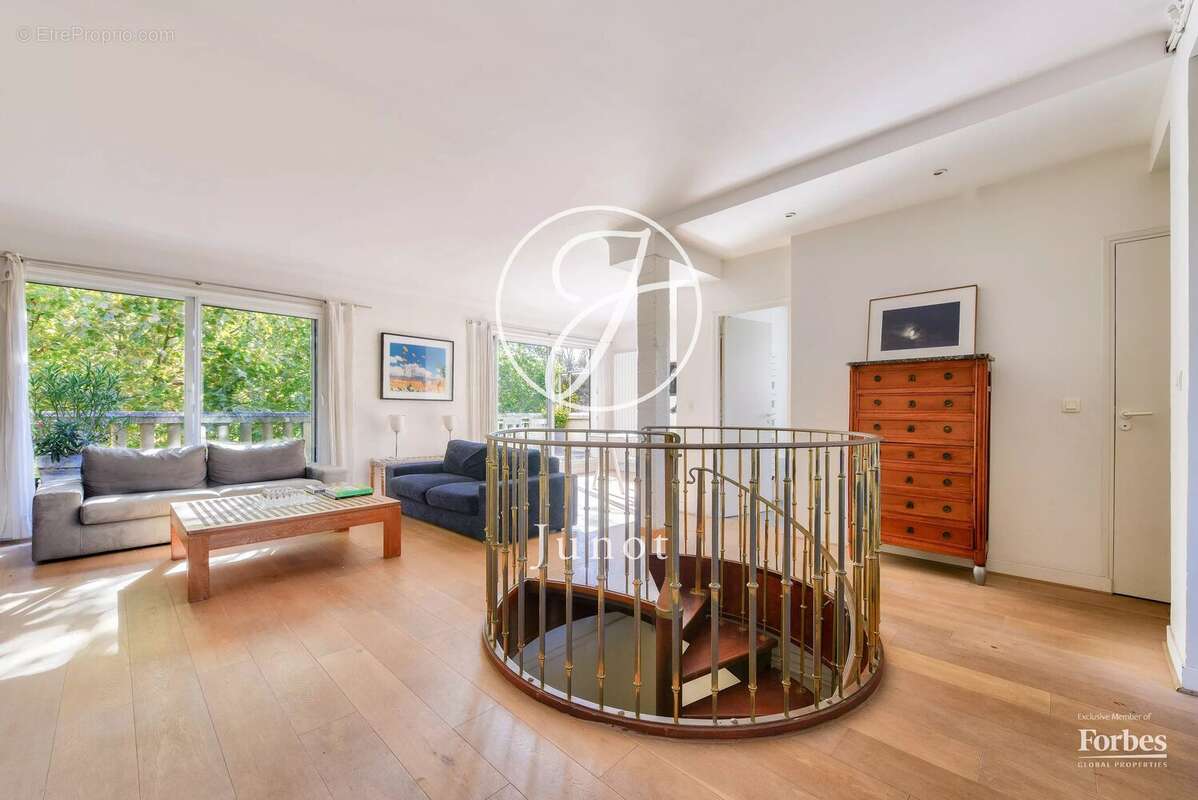 Appartement à BOULOGNE-BILLANCOURT