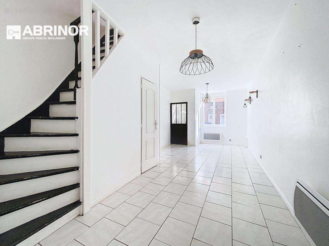 Maison à FACHES-THUMESNIL