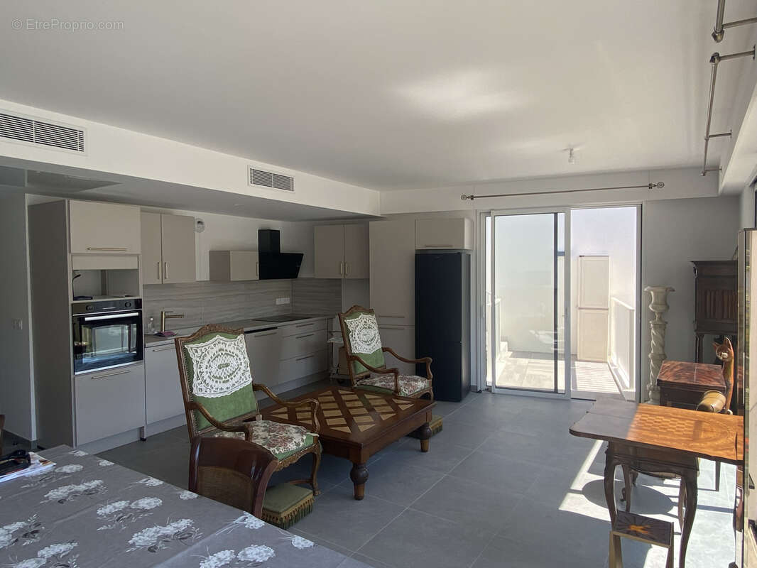 Appartement à BEAUSOLEIL