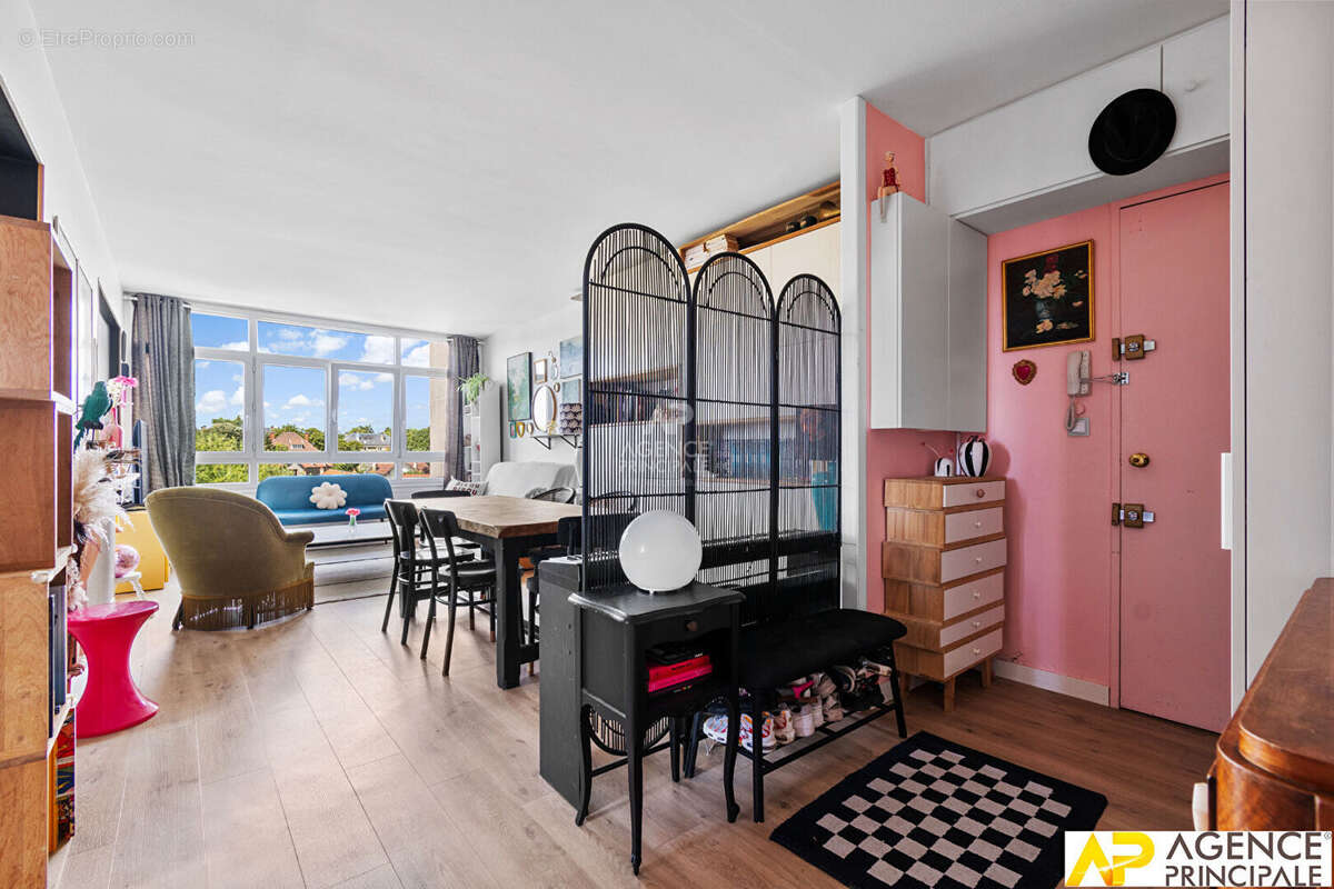 Appartement à MAISONS-LAFFITTE