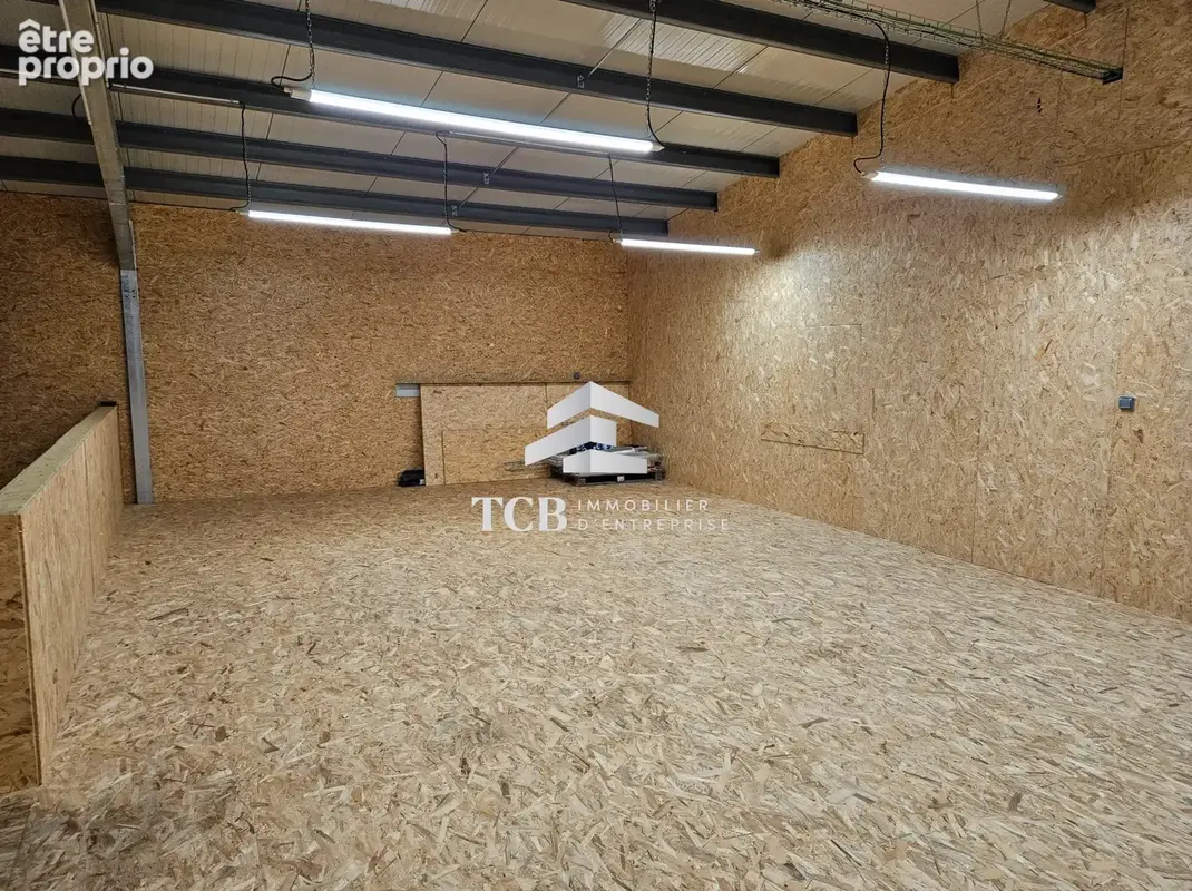Commerce 380 m² à vendre à Cordemais (44360) - photo 8