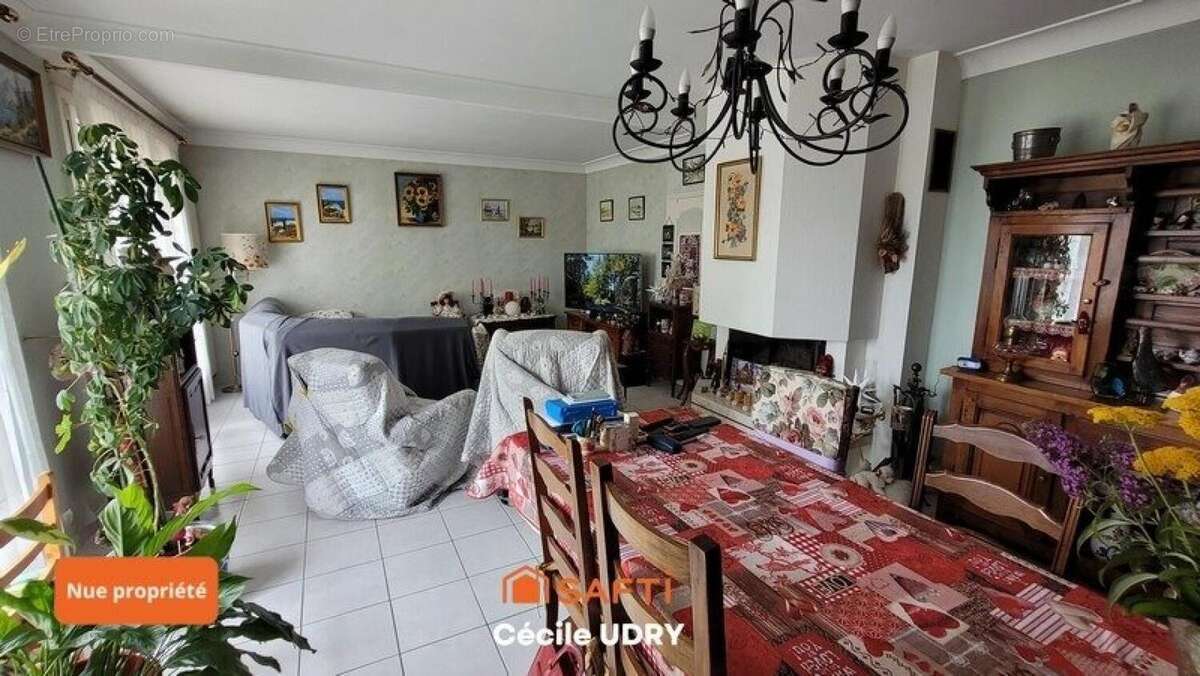 Photo 3 - Maison à LA VILLE-AUX-DAMES