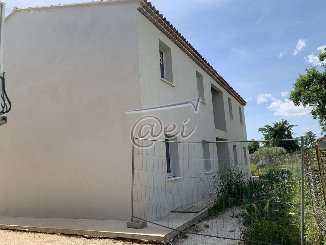 Appartement à SAINT-MAXIMIN-LA-SAINTE-BAUME