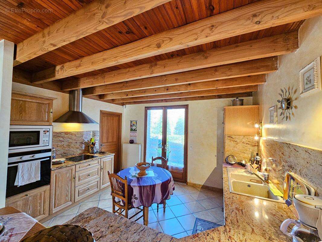 Propriété 5 pièces à vendre à LES MARTYS 20 hectares de nature préservée - photo 5