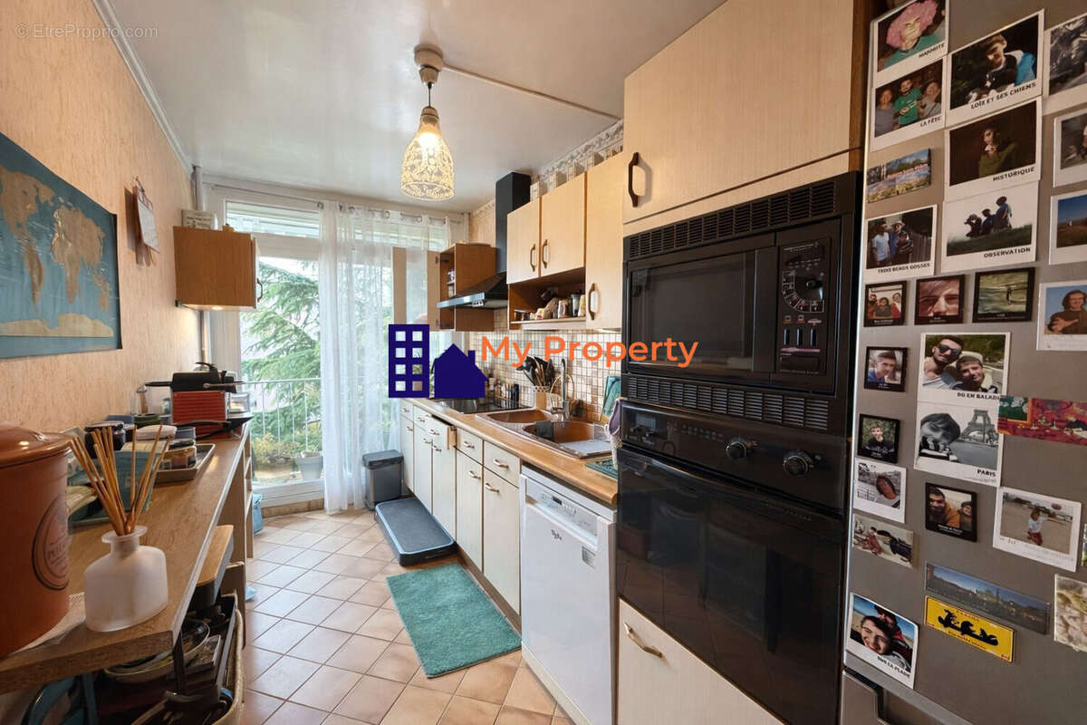 Appartement à HOUILLES