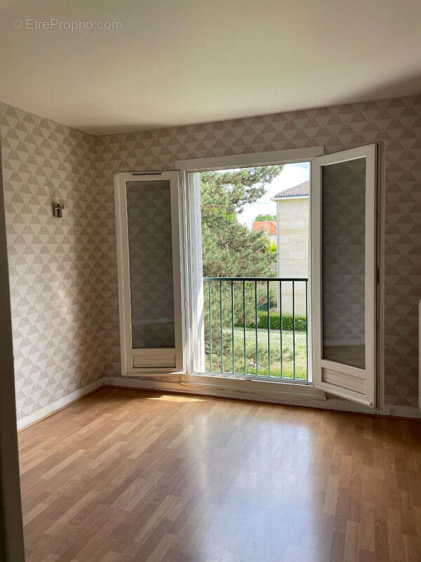 Appartement à SAINT-BRICE-SOUS-FORET