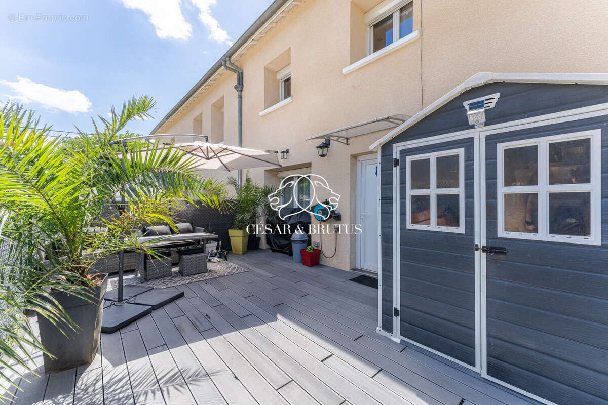 Maison 72 m² à Saint-Priest  - photo 2