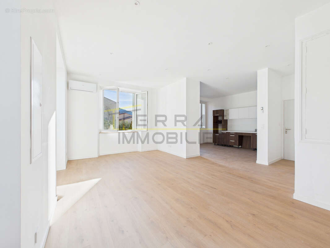 Appartement à NYONS