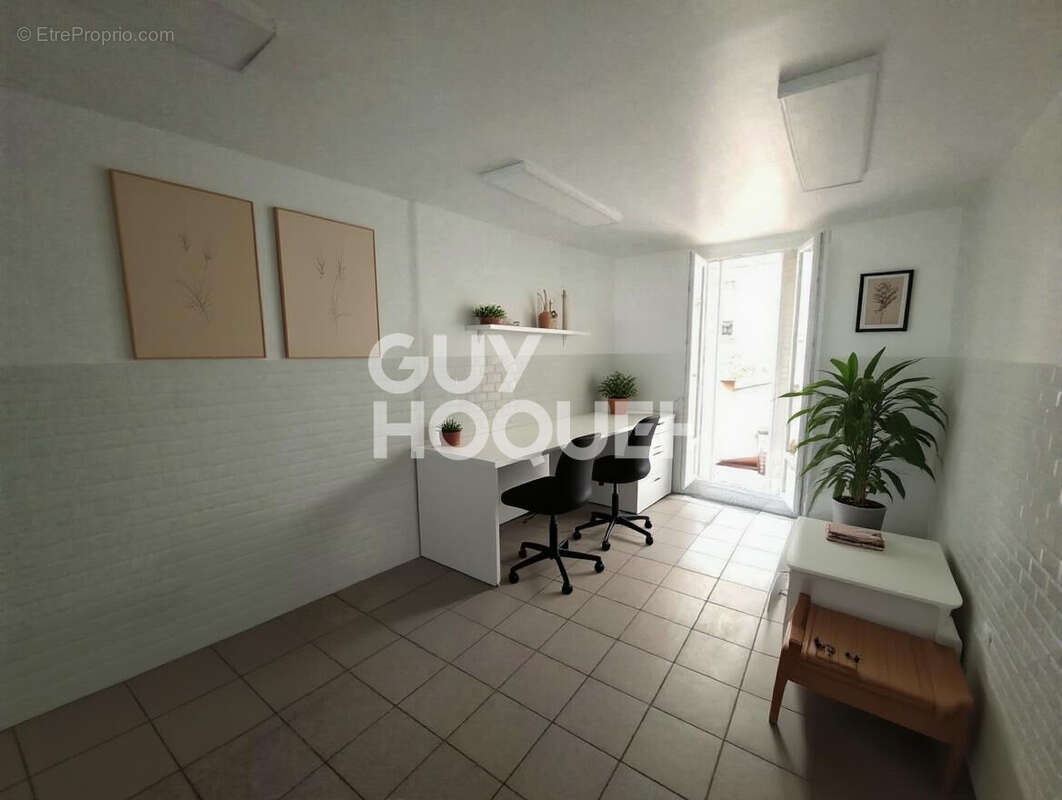 Commerce à PARIS-17E