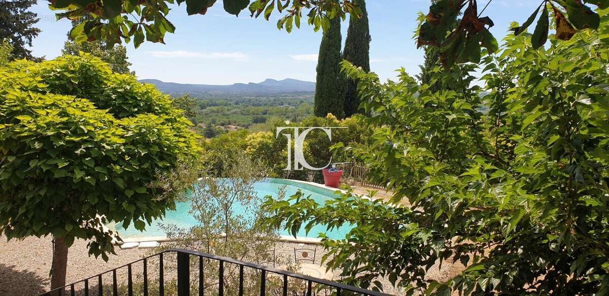 Maison à SAINT-AMBROIX