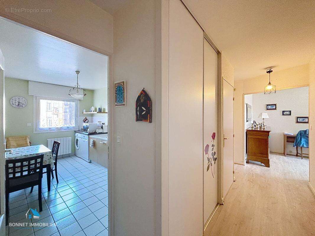 Grand T2 de 61 m² avec terrasse, garage et ascenseur – Loué jusqu'en 2027 - photo 5