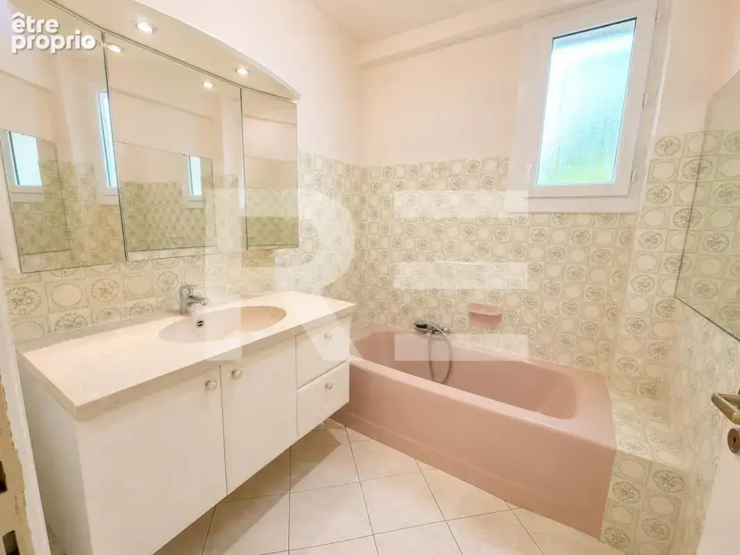 Villa composée de deux logements quartier hopitaux faculté - photo 7