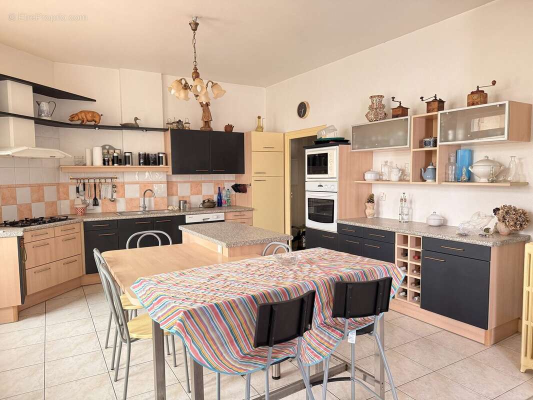 Maison à MORTAGNE-SUR-GIRONDE