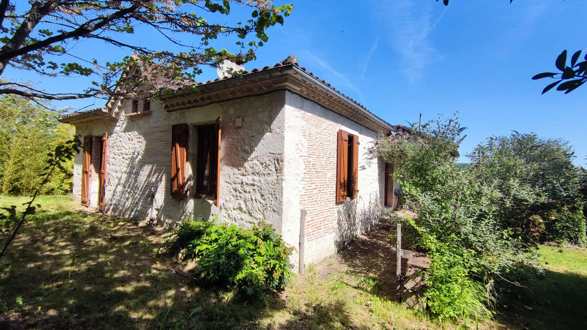 Maison à TREJOULS