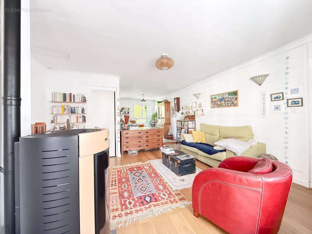 Maison à L'ESCARENE