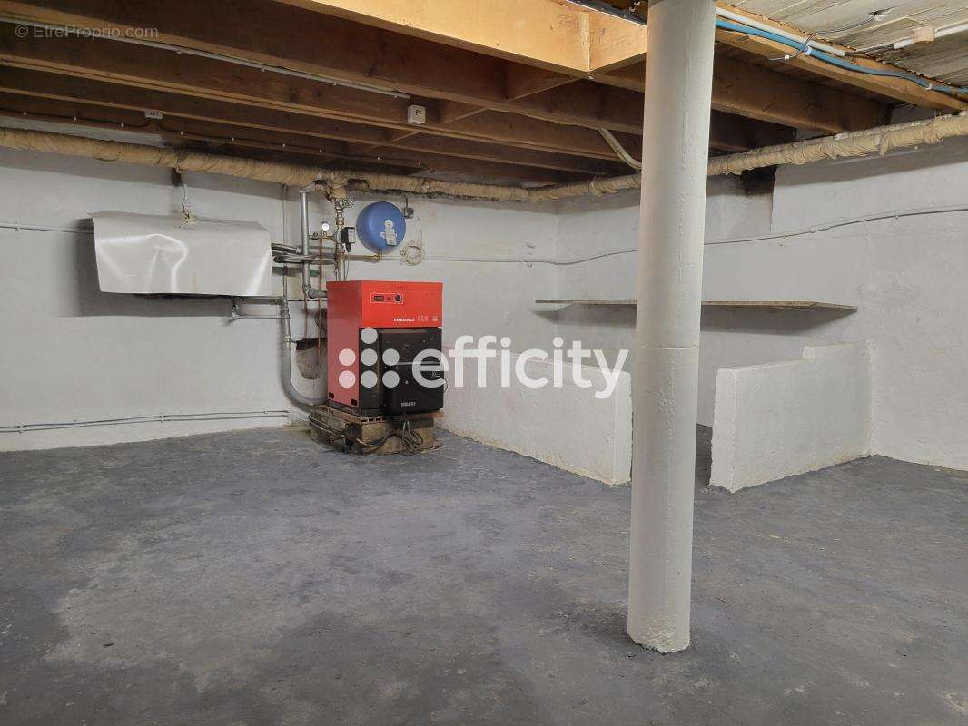 Maison à GUILHERAND-GRANGES