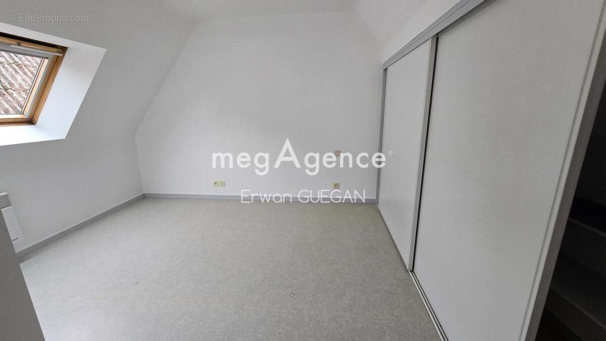 Maison de bourg avec rapport locatif - photo 4