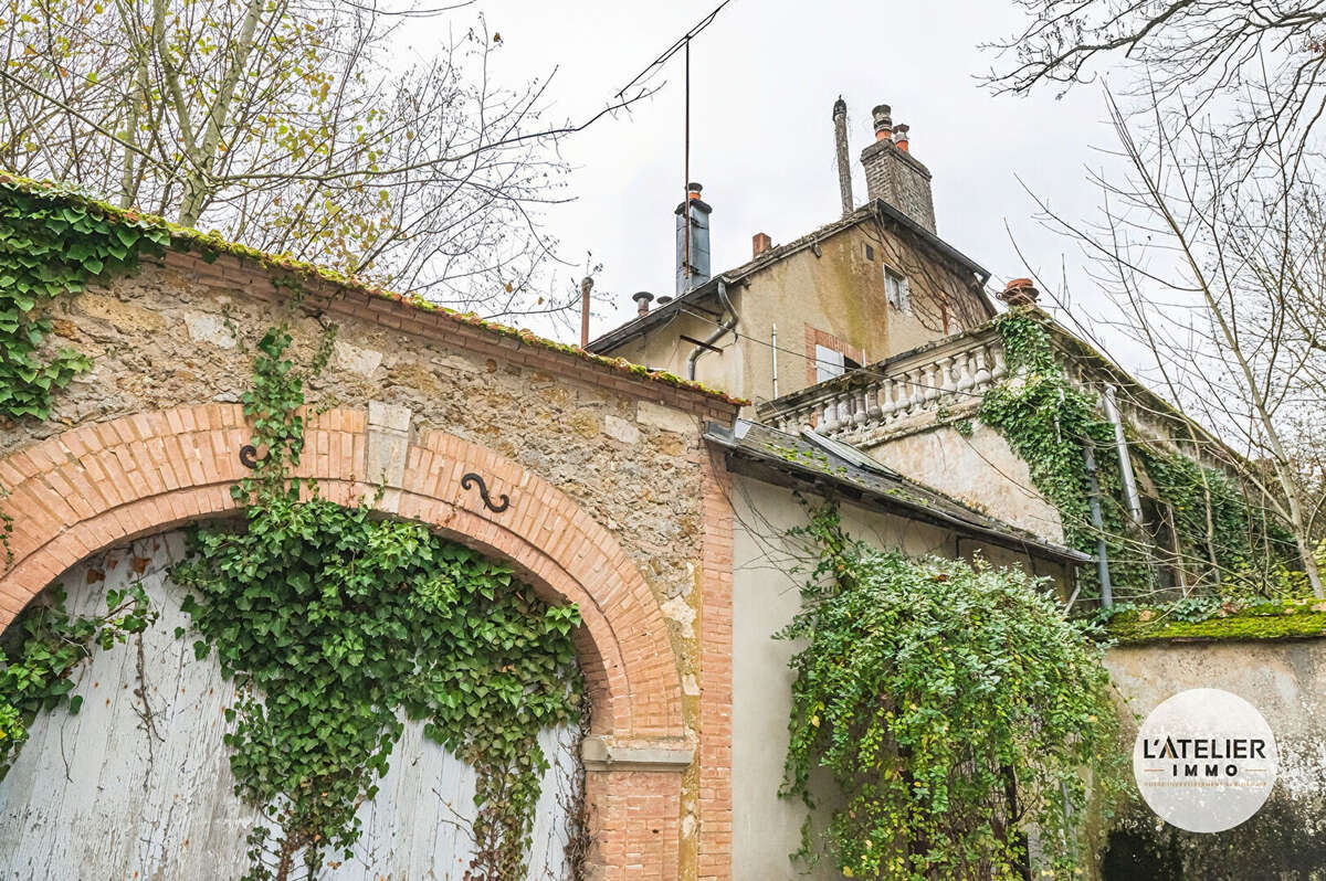 Maison à CHIGNY-LES-ROSES