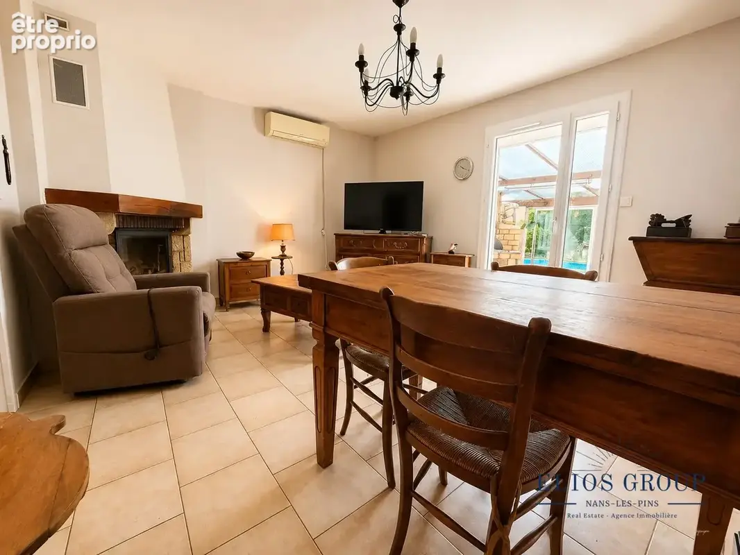 Maison 5 pièces 106 m² à vendre à Saint-Maximin-La-Sainte-Baume (83470) - photo 3