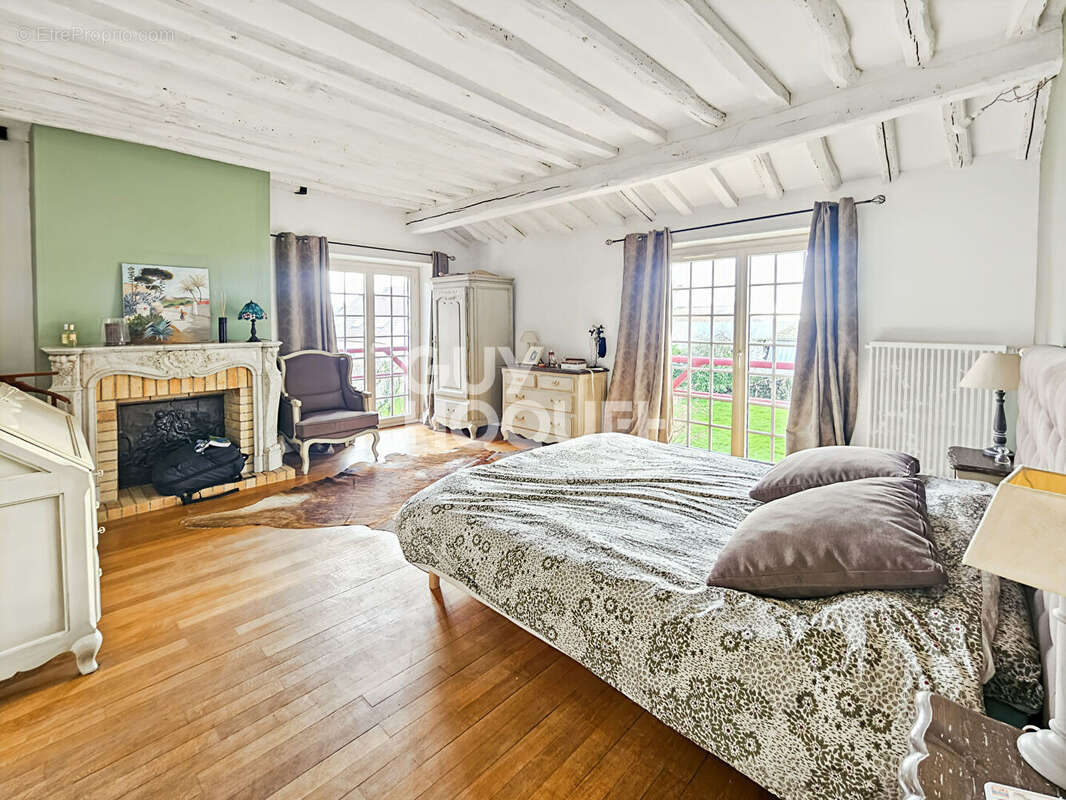 Maison à MARLES-EN-BRIE