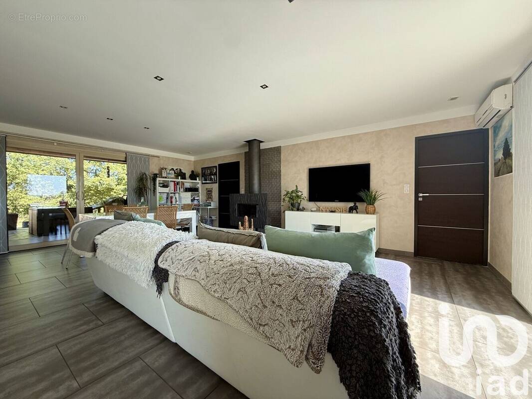 Photo 1 - Maison à TREVIEN