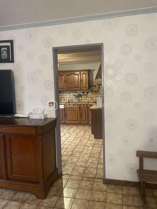 Maison traditionnelle 90 m² - secteur la mie au roy - photo 6