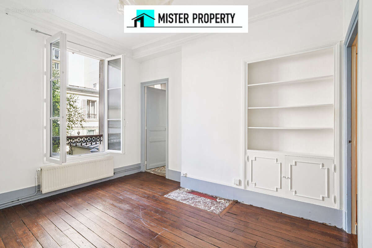 Appartement à LEVALLOIS-PERRET