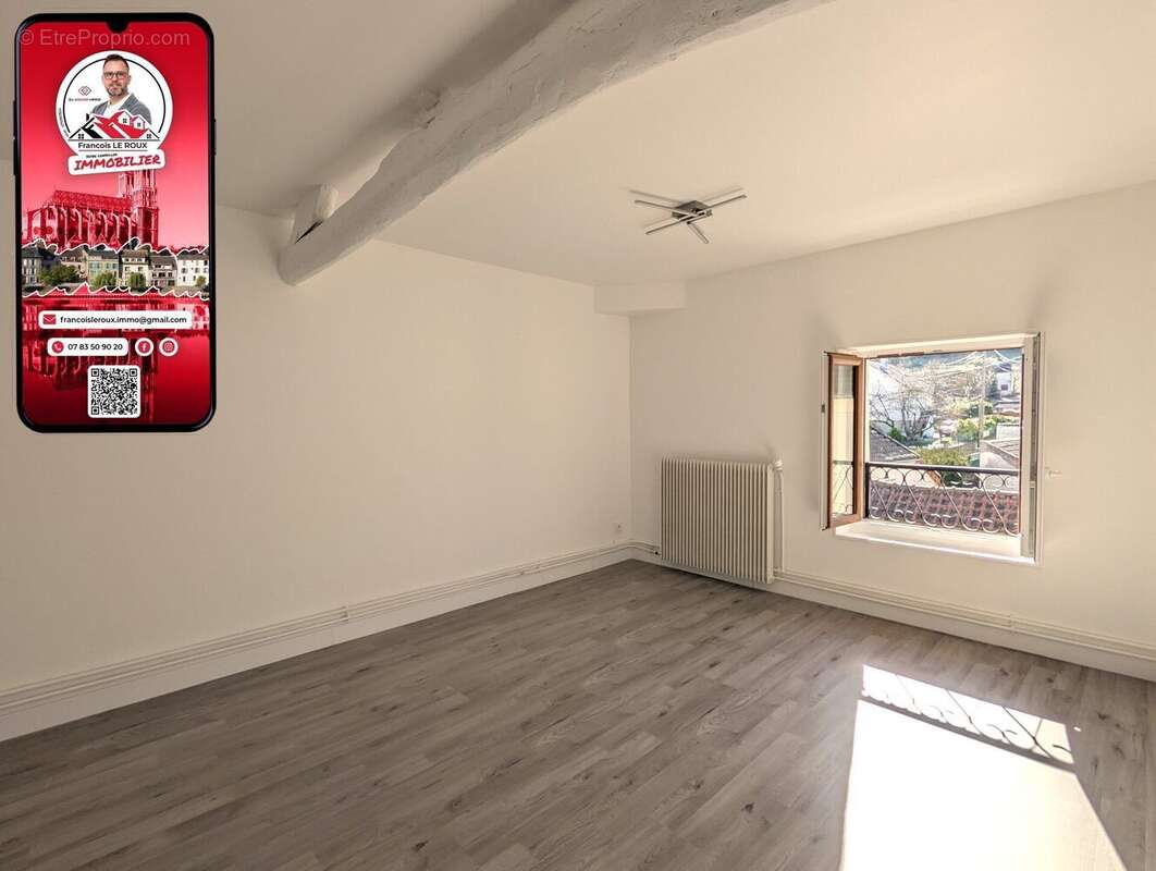 Appartement à MEZIERES-SUR-SEINE