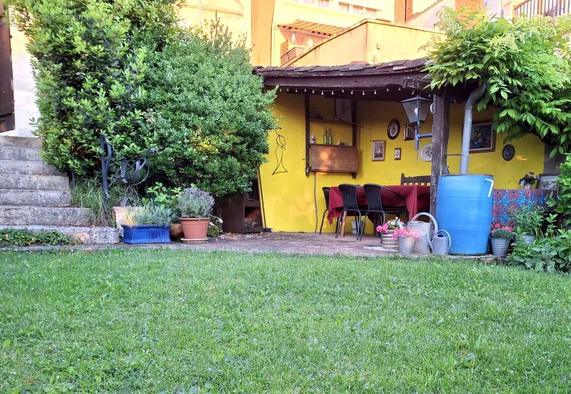 Maison à MONCLAR