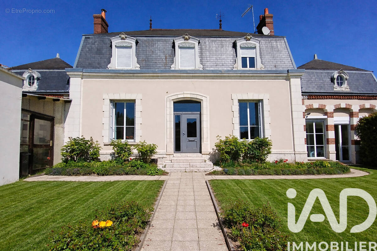 Photo 1 - Maison à CHATEAUDUN