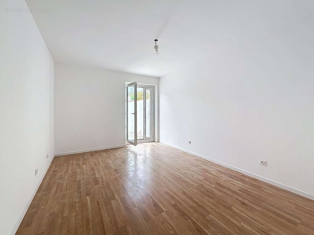 Photo 5 - Appartement à FROUZINS