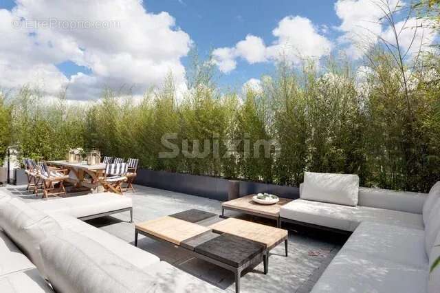 Appartement à CHARBONNIERES-LES-BAINS