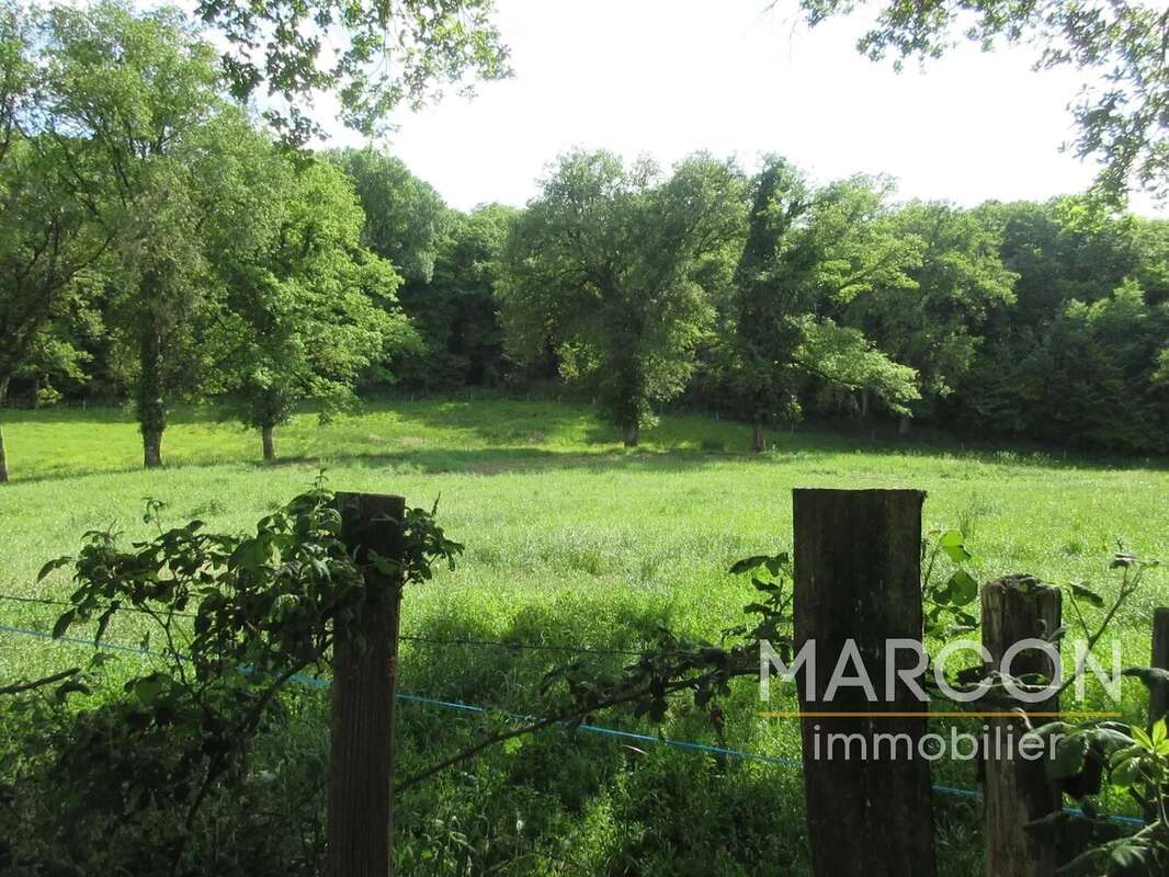 Maison à MAISON-FEYNE