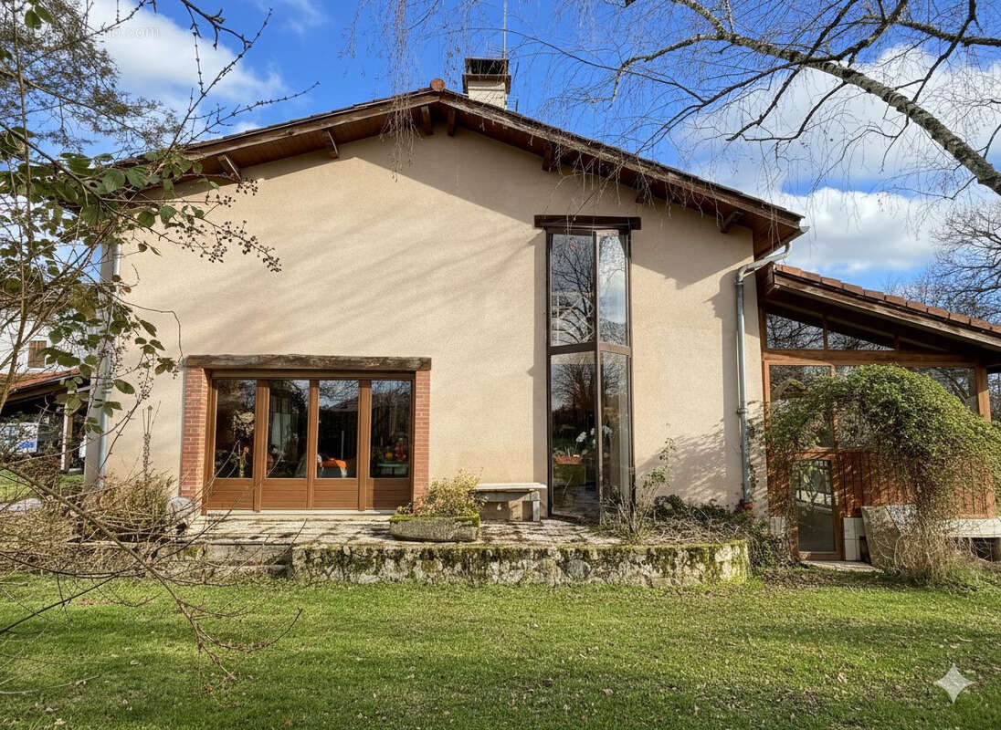 Maison à ORLEAT