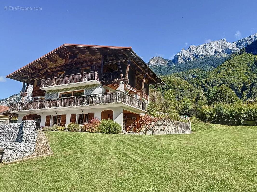 Maison à SALLANCHES