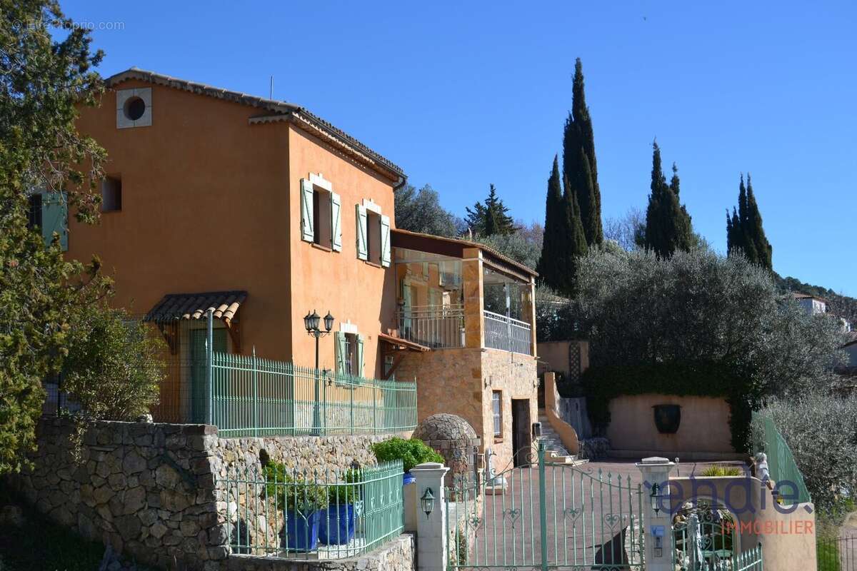 Maison à DRAGUIGNAN