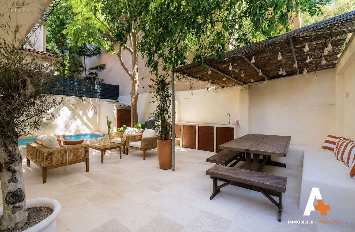 Maison à MARSEILLE-8E