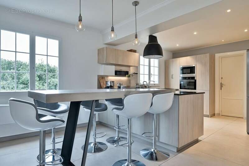 Maison à PERS-JUSSY