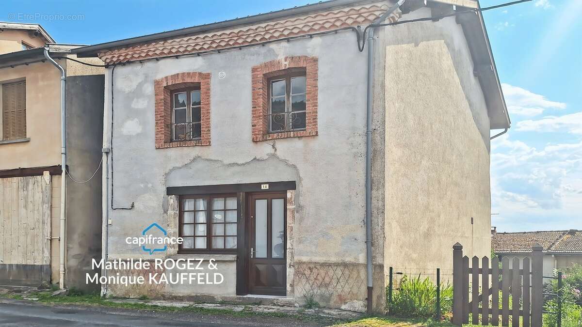 Maison rénovée avec terrasse et jardin - résidence principale, secondaire ou investisseurs ! - photo 3