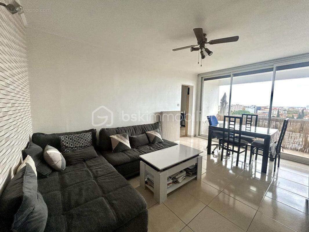 Appartement à NIMES